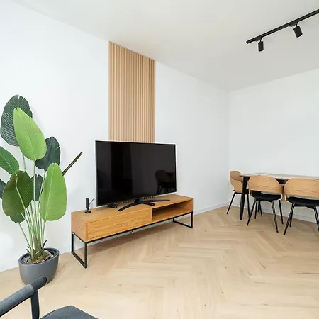 Lejlighed Rentplanet - Joliot-curie